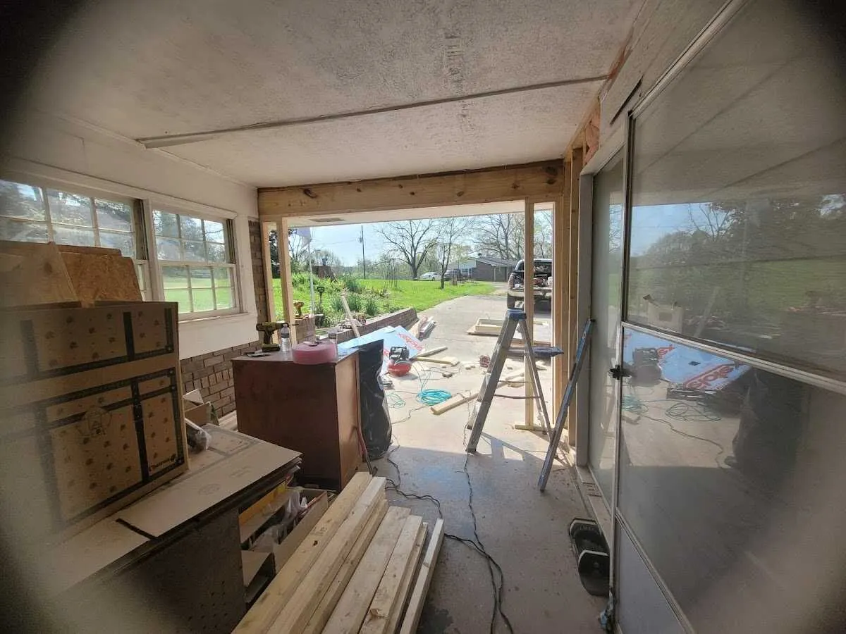 Air movers and dehumidifier for Drying & Dehumidification in Newark